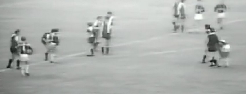 Feyenoord – Szombierki Bytom mecz piłkarski akcja na boisku